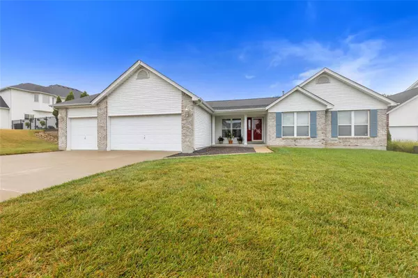 St Peters, MO 63376,893 Sara Beth CT