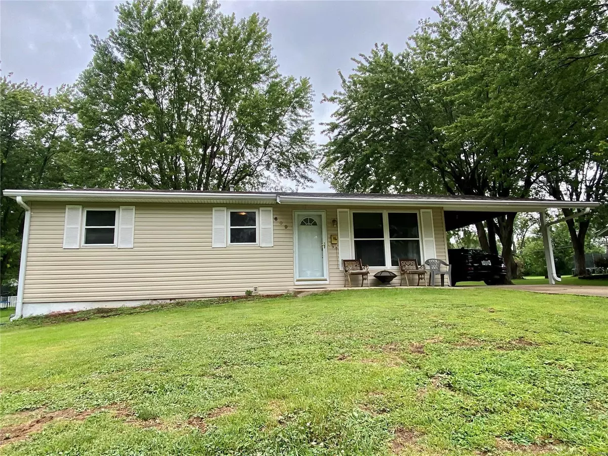 Warrenton, MO 63383,609 4th ST