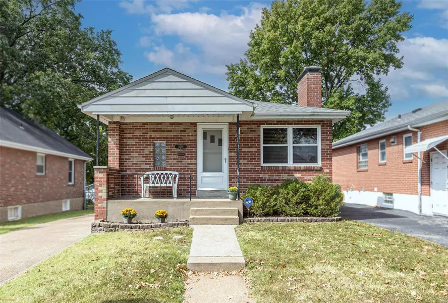 5019 Deville AVE, St Louis, MO 63119