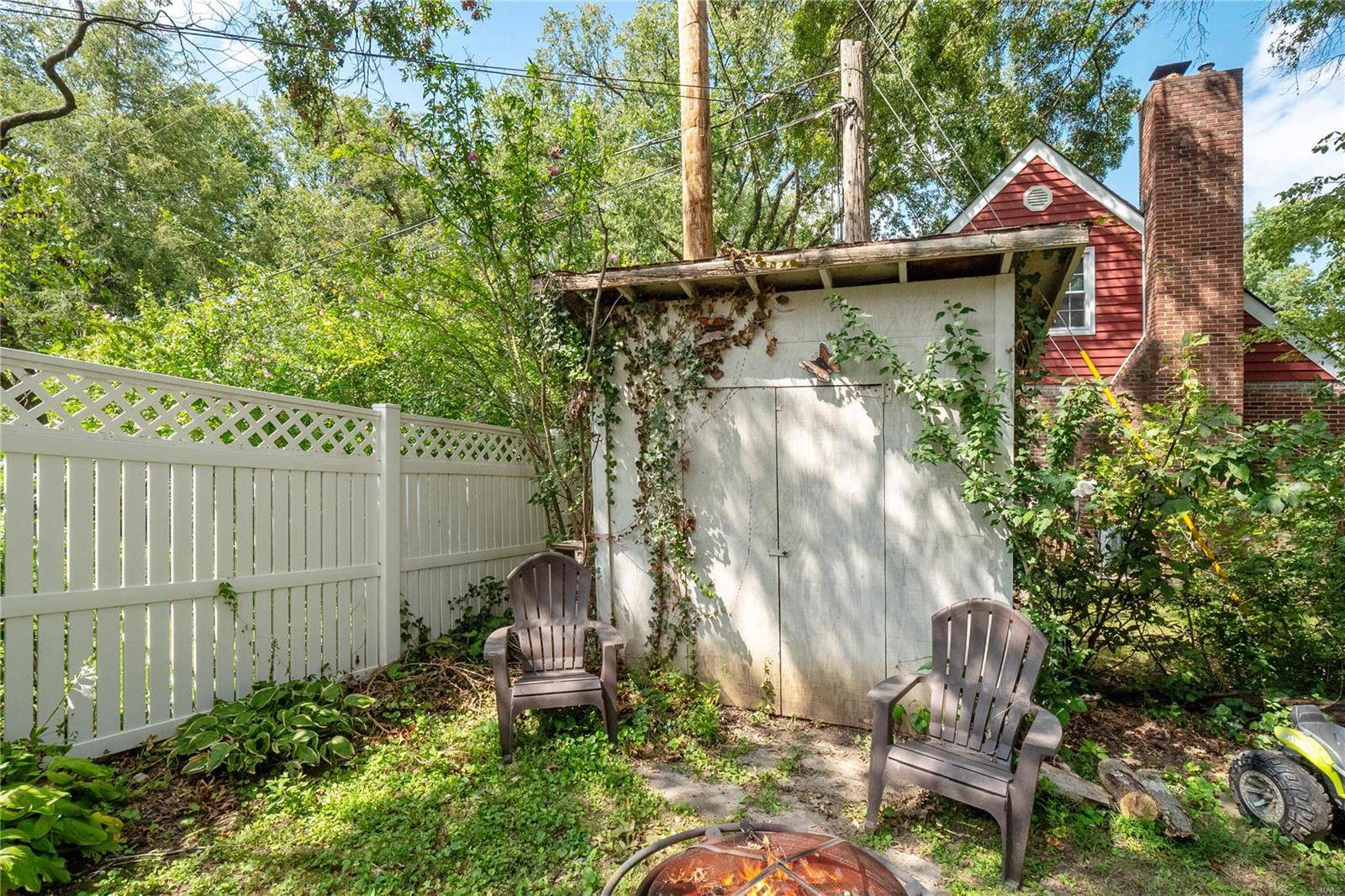 St Louis, MO 63122,5 Barberry LN