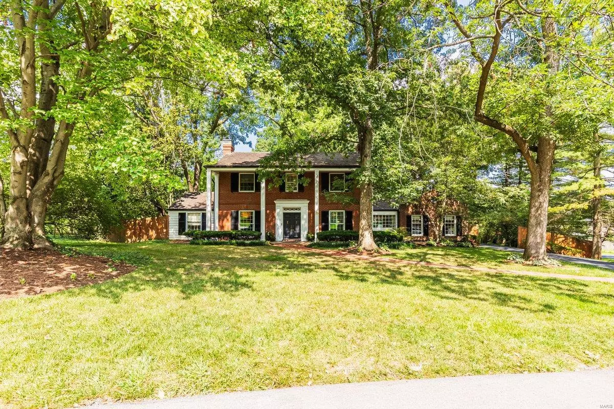 Olivette, MO 63132,26 The Orchards LN