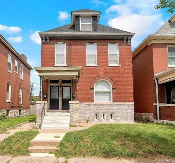 3535 Utah ST, St Louis, MO 63118