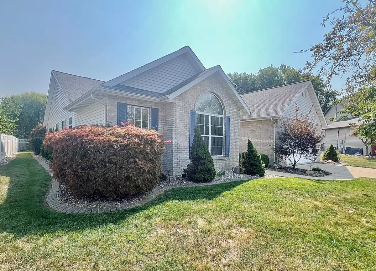 Fairview Heights, IL 62208,977 MILLIKIN DR