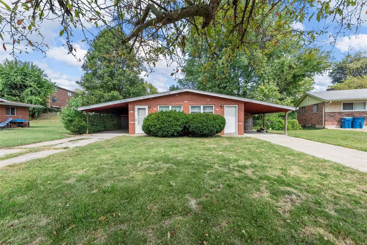 St Charles, MO 63301,14 Cunningham CT