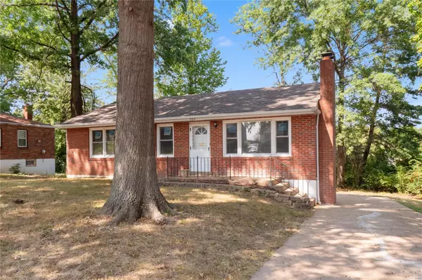223 Emerling DR, St Louis, MO 63121