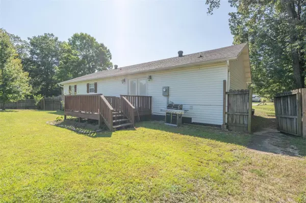 Poplar Bluff, MO 63901,2709 East Lakeview