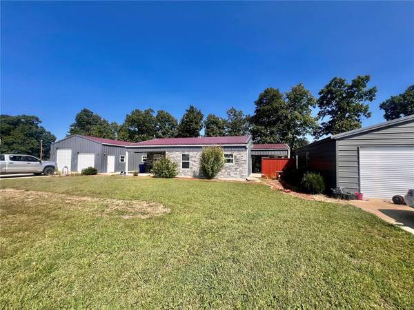 104 Winter CIR,  Houston,  MO 65483