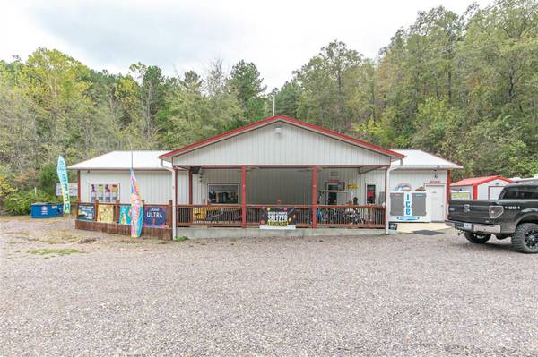 380 Co. Rd. 418, Piedmont, MO 63957