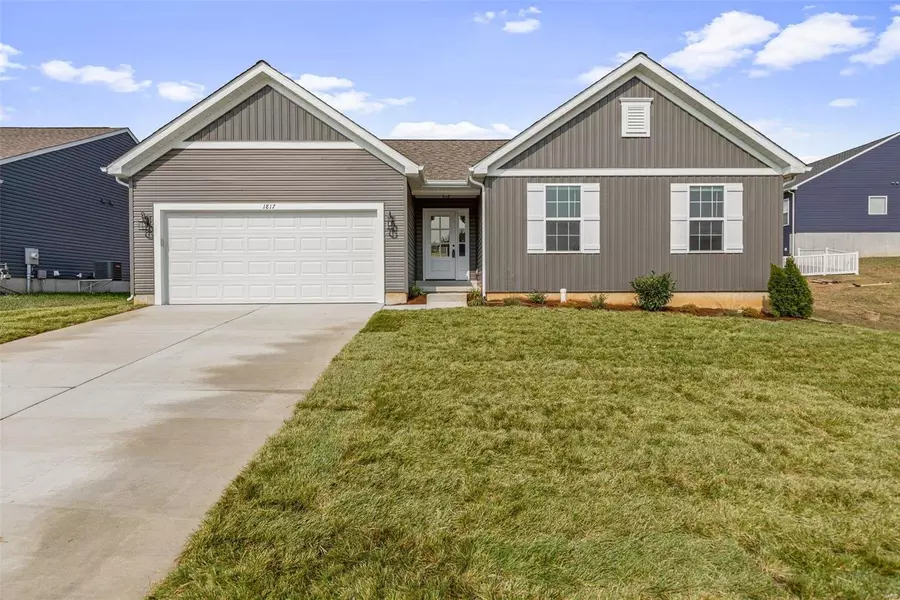 1817 Oak DR, Festus, MO 63028