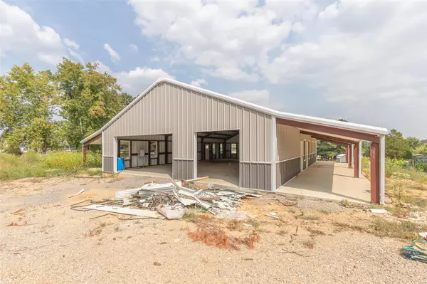 Poplar Bluff, MO 63901,1240 County Road 488