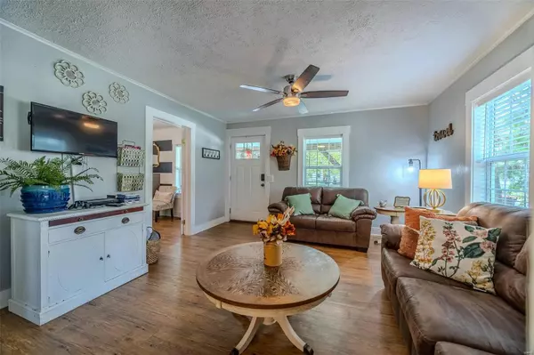 Lebanon, MO 65536,366 Bland AVE