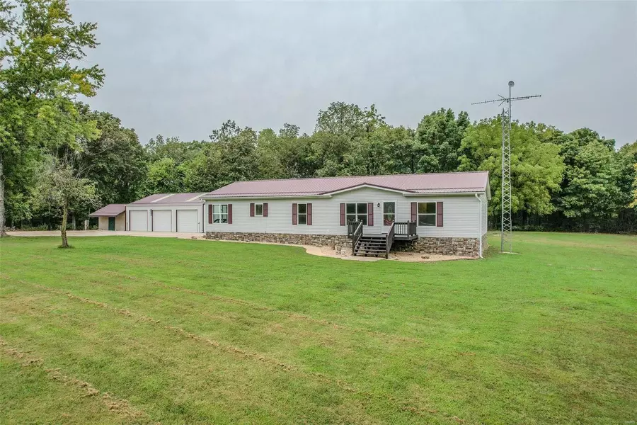 24901 Raleigh Rd RD, Waynesville, MO 65583