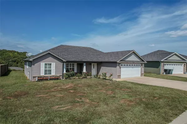 106 Greythorn CT, St Robert, MO 65584