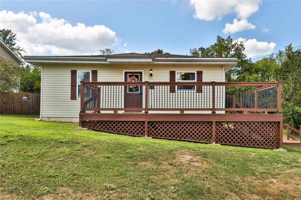 810 Moulton ST,  De Soto,  MO 63020