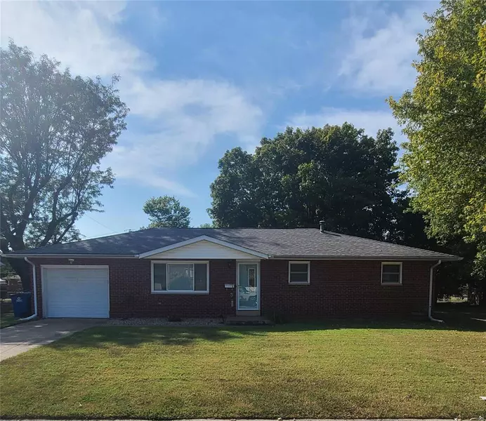 2 Robin Ct., Granite City, IL 62040