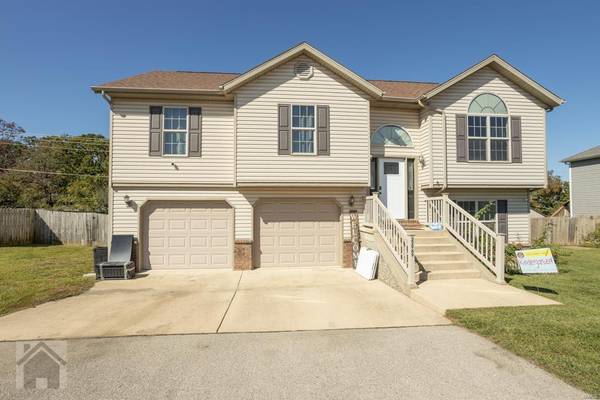 22989 Reward RD,  Waynesville,  MO 65583