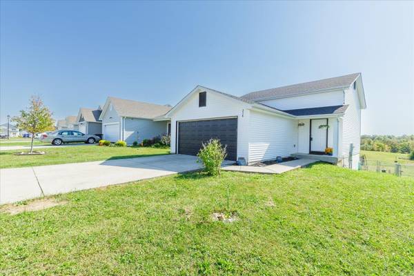 216 Autumn View DR, Troy, MO 63379