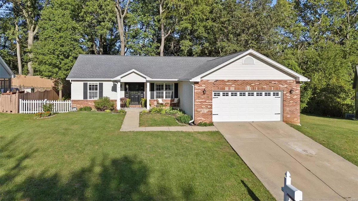 Belleville, IL 62223,941 Blue Heron CT