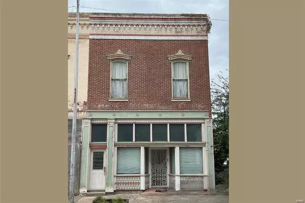 207 S Main ST, Hannibal, MO 63401