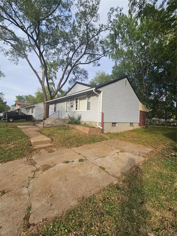 St Louis, MO 63134,6812 Brower CT