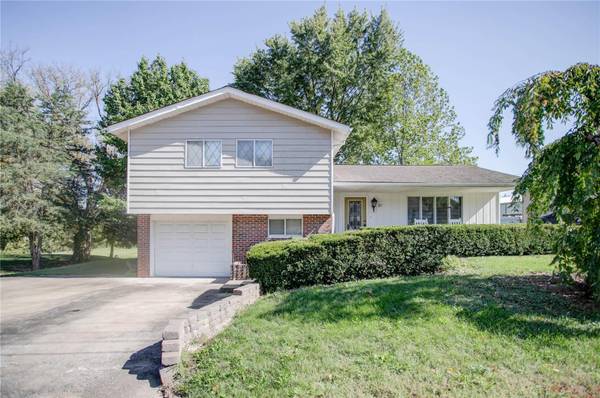 207 N county RD, Hardin, IL 62047