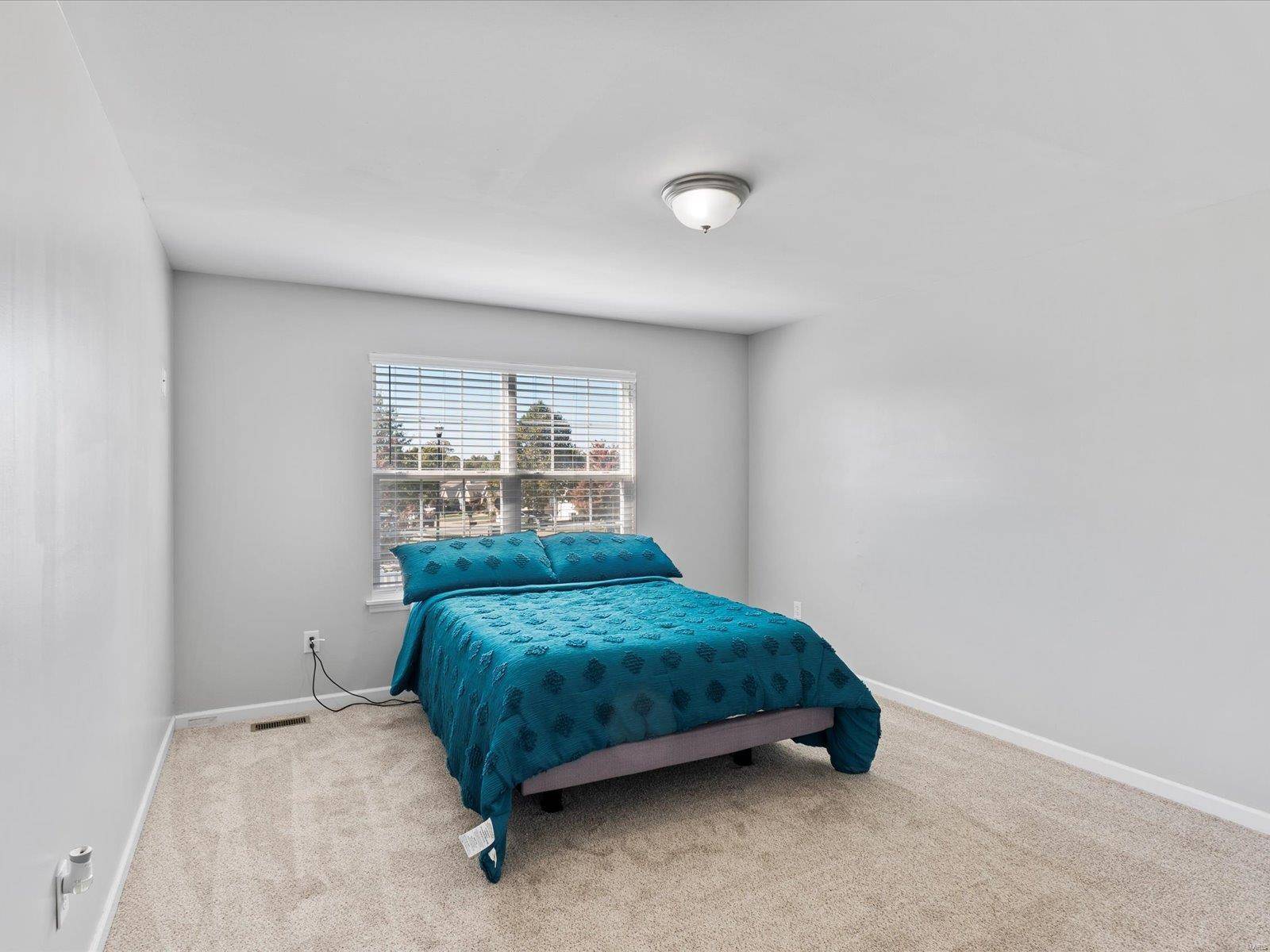 Lake St Louis, MO 63367,402 Hollowgate CT