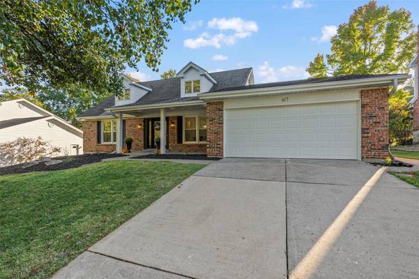 617 Waterford Ridge CT, Ballwin, MO 63021