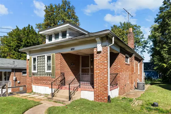 St Louis, MO 63143,7425 Gayola PL