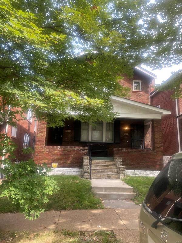 4629 Farlin AVE, St Louis, MO 63115