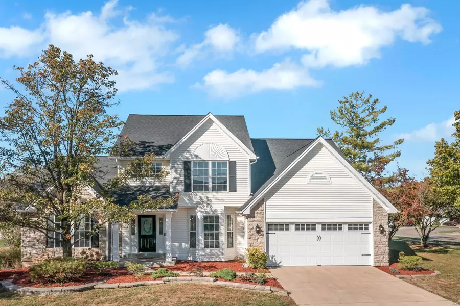 1301 Black Bear DR, Wentzville, MO 63385