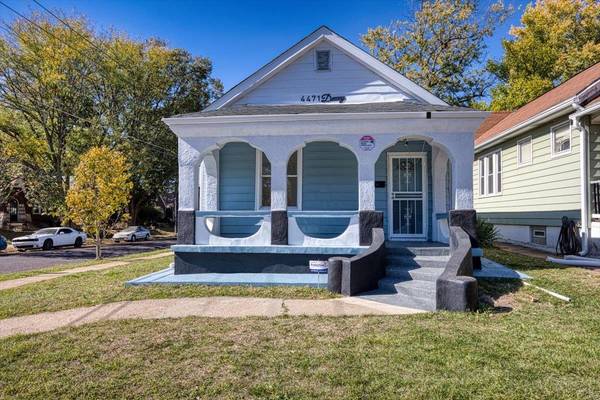 4471 Dewey AVE, St Louis, MO 63116