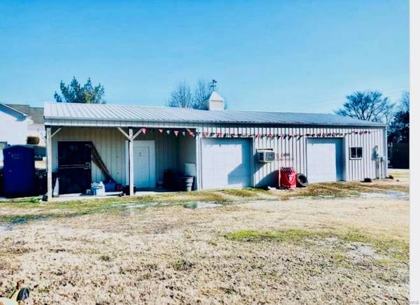 8712 State Highway 72, Millersville, MO 63766