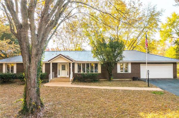 340 Winter DR, St James, MO 65559