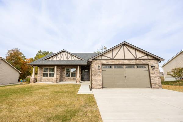 419 Bluff Meadows DR, Valmeyer, IL 62295