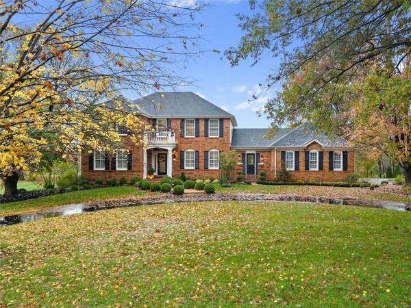 16737 Kehrs Mill Estates DR, Chesterfield, MO 63005