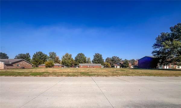 814 West Wakefield, Sikeston, MO 63801