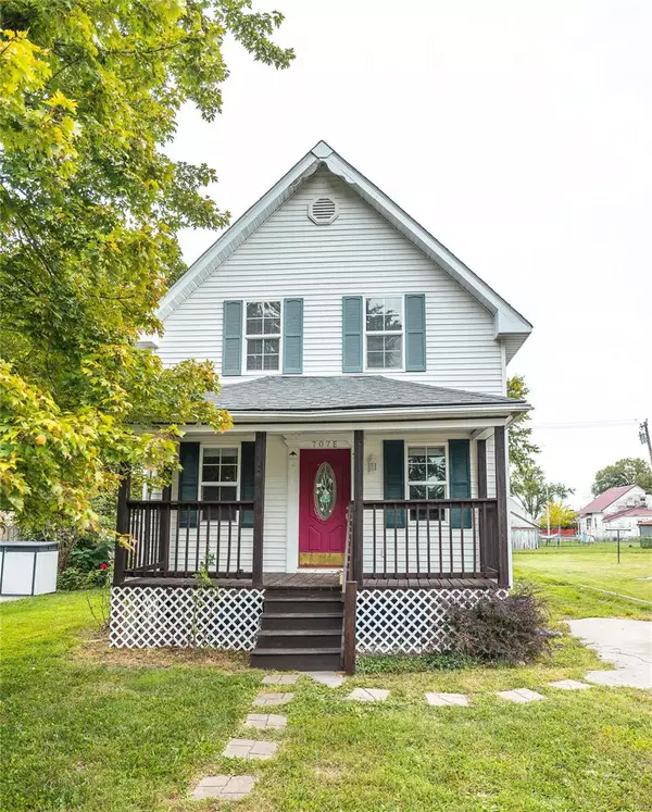 707 E Pear AVE, Owensville, MO 65066