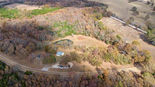 10612 Highway 17, Crocker, MO 65452