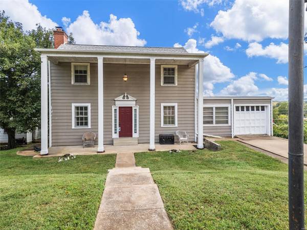 49 Fernridge AVE, Valley Park, MO 63088