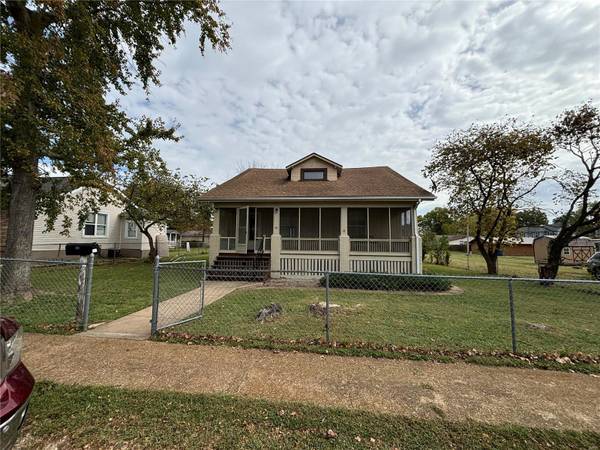 110 N White Oak ST, Desloge, MO 63601