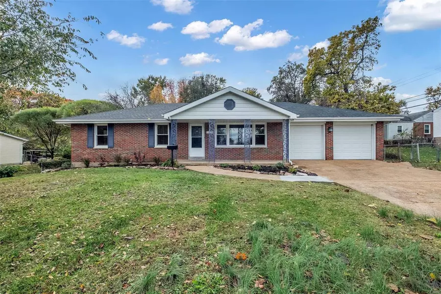 10056 Breckenridge RD, St Ann, MO 63074