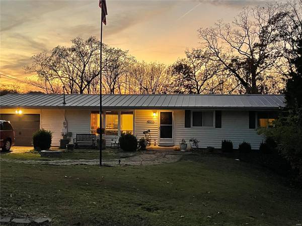 3003 Carron RD, Festus, MO 63028