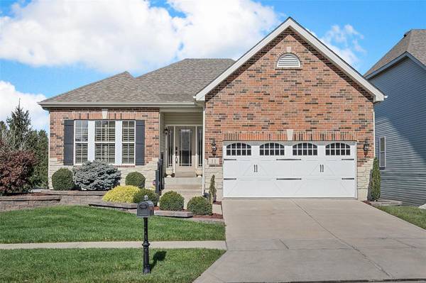 11 Burgundy Place DR, O'fallon, MO 63368