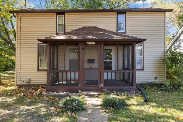 3701 Gordon AVE,  St Louis,  MO 63114