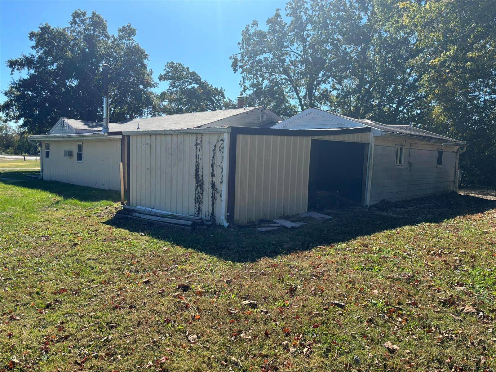 Winfield, MO 63389,2379 E Highway 47