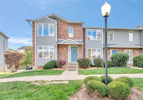 601 King DR, St Charles, MO 63303