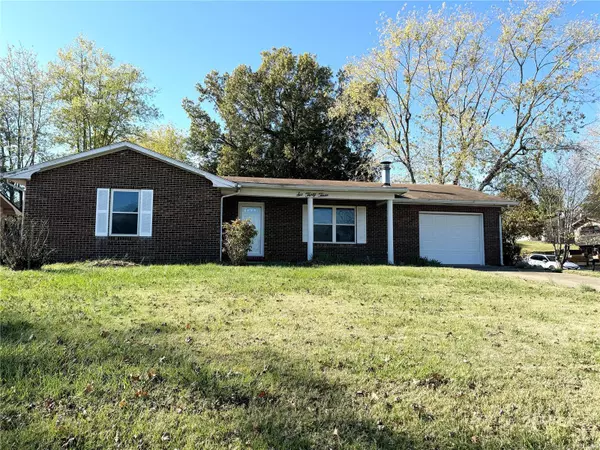 633 N Mount Auburn RD, Cape Girardeau, MO 63701