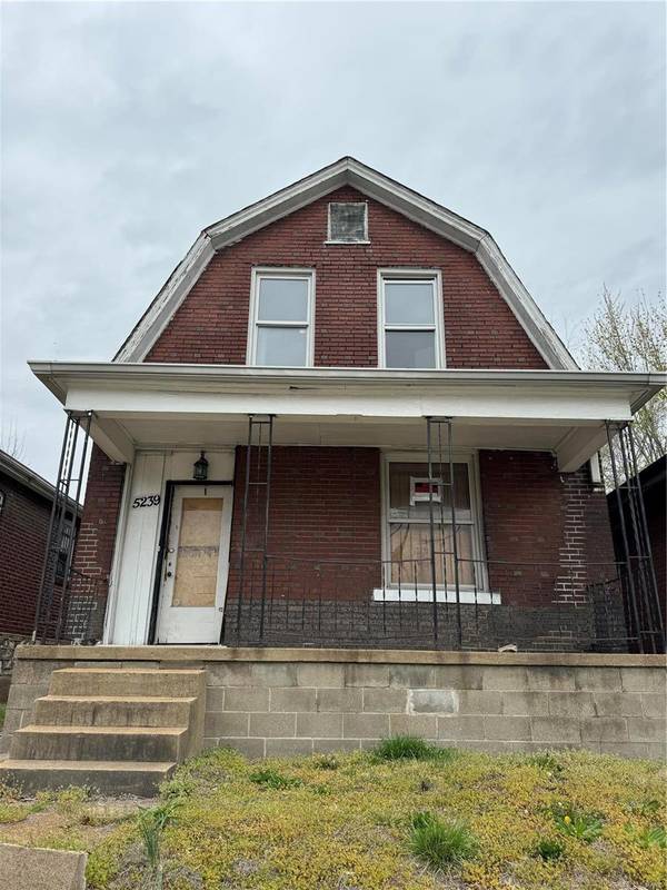 5239 Emerson, St Louis, MO 63120