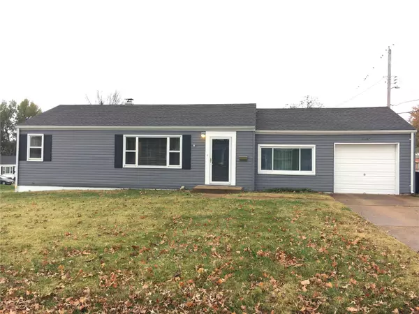 6320 Sheppard DR, St Louis, MO 63123