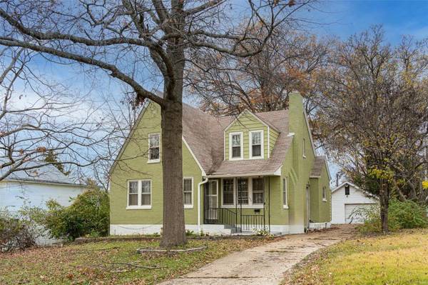 455 Grant ST, St Clair, MO 63077